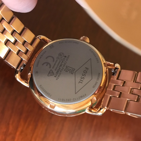 Women's Fossil QWatch - Picture 2 of 3